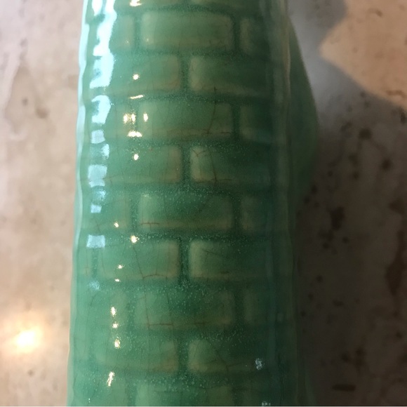 Vintage Little Boy Green Ceramic Planter or Small Vase. Measures 8.5”x4”x3”. - Picture 11 of 17